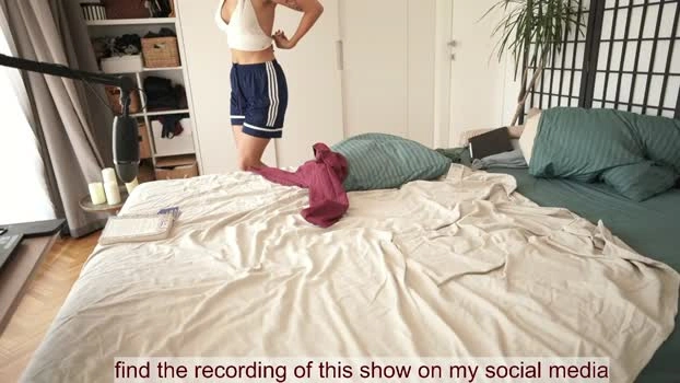 venus_in_jeans 27-07-2026 Cam Show toys gag