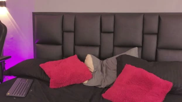 jadeheartt 29-07-2026 spanking naked sexy fingers Recording