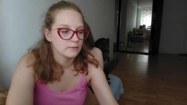 lumi_bloom 01-08-2026 natural suckshow kissing big Recording