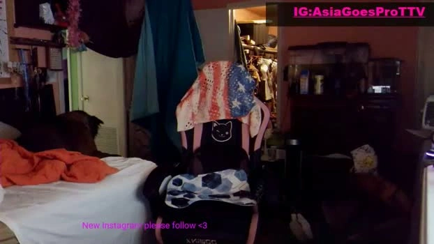yoursecretgirlfriend963 03-08-2026 Cam amateur kissing legs Recording
