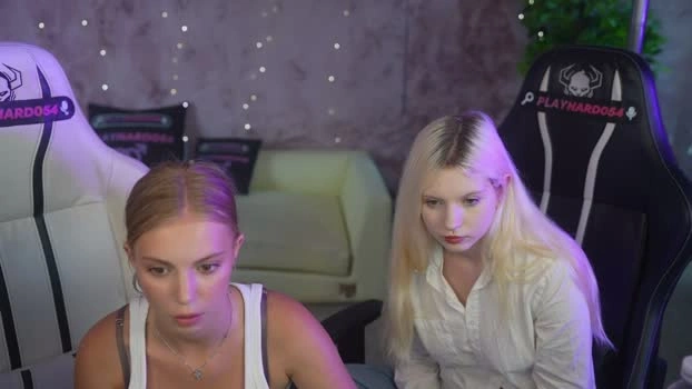 bright_diamonds_054 04-08-2026 kiss love Recorded tits Recording