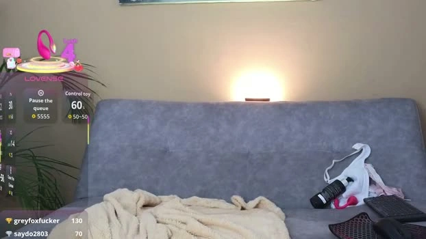 yuliethpetite 06-08-2026 wank wet horny Topless Recording