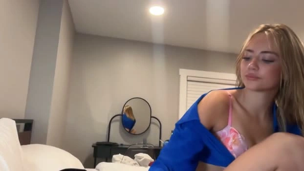 honeyyy95 11-08-2026 kink XXX sucktits deepthroat Recording