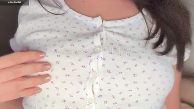 ladybird21 16-08-2026 naked boobs suck suckshow Recording