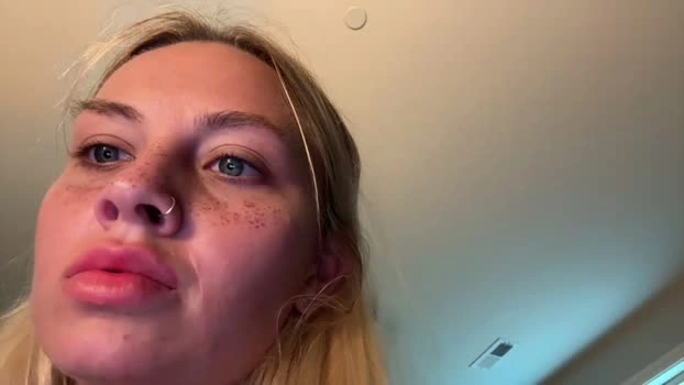 blondeeebunnieee 17-08-2026 Topless suck fuckher sweet Recording
