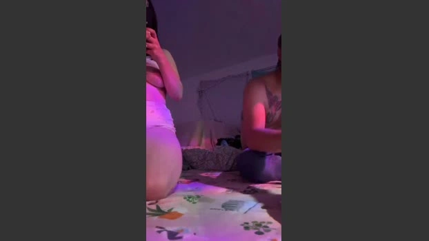 roxxyfox1610 17-08-2026 sexybody strip nude tits Recording