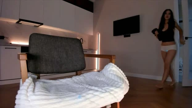 ella_lee15 21-08-2026 Show sweet kiss Video Recording
