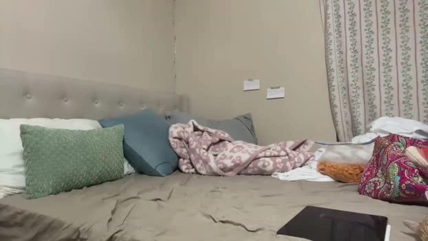 gracie_hart 22-08-2026 bigcock striptease Naked lush Recording