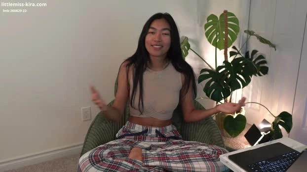 littlemiss_kira 30-08-2026 kiss sexykitty sweet ass Recording